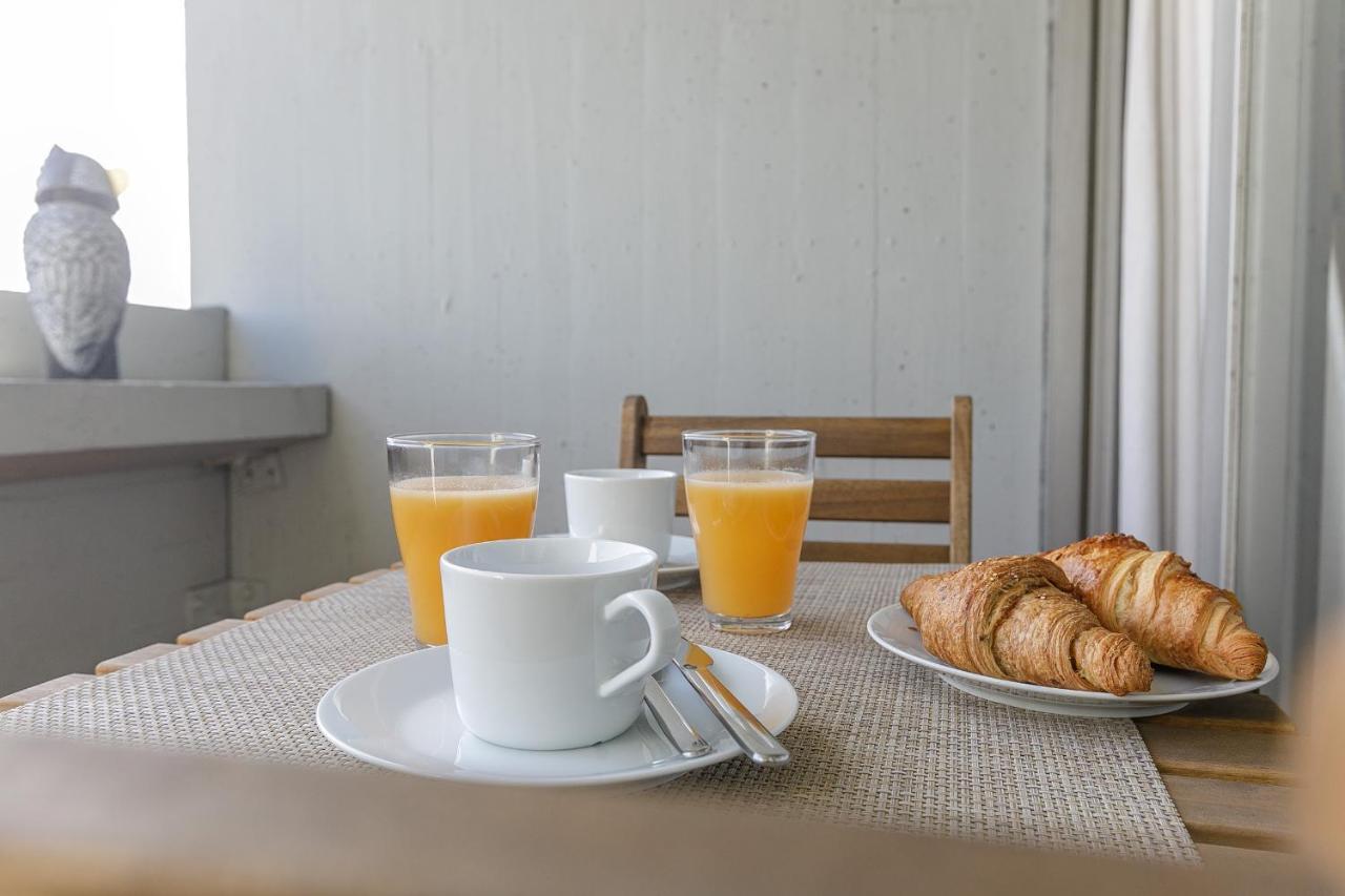 Lovelystay - Spacious 3Br Flat With Ac And Balcony Porto Exterior photo